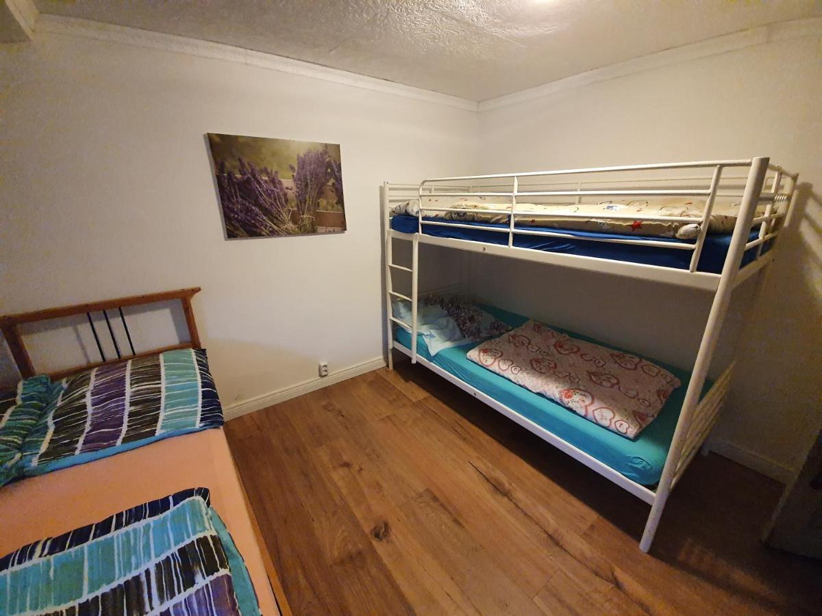 Dachgeschosswohnung In Neumuenster 2 Zimmer Ngoại thất bức ảnh